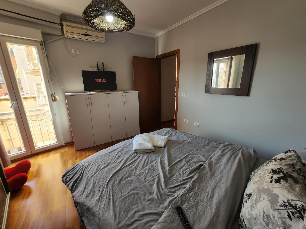 Kalpazo Home Skanderbeg Square Тирана Экстерьер фото