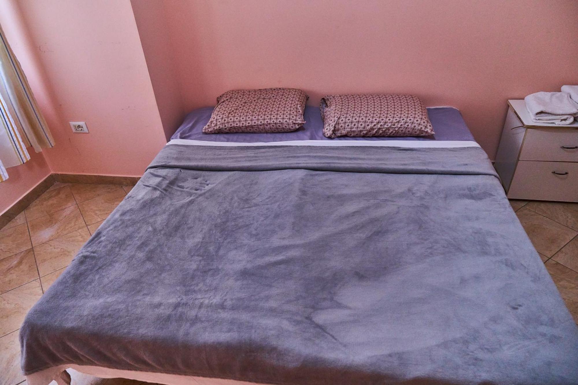 Kalpazo Home Skanderbeg Square Тирана Экстерьер фото