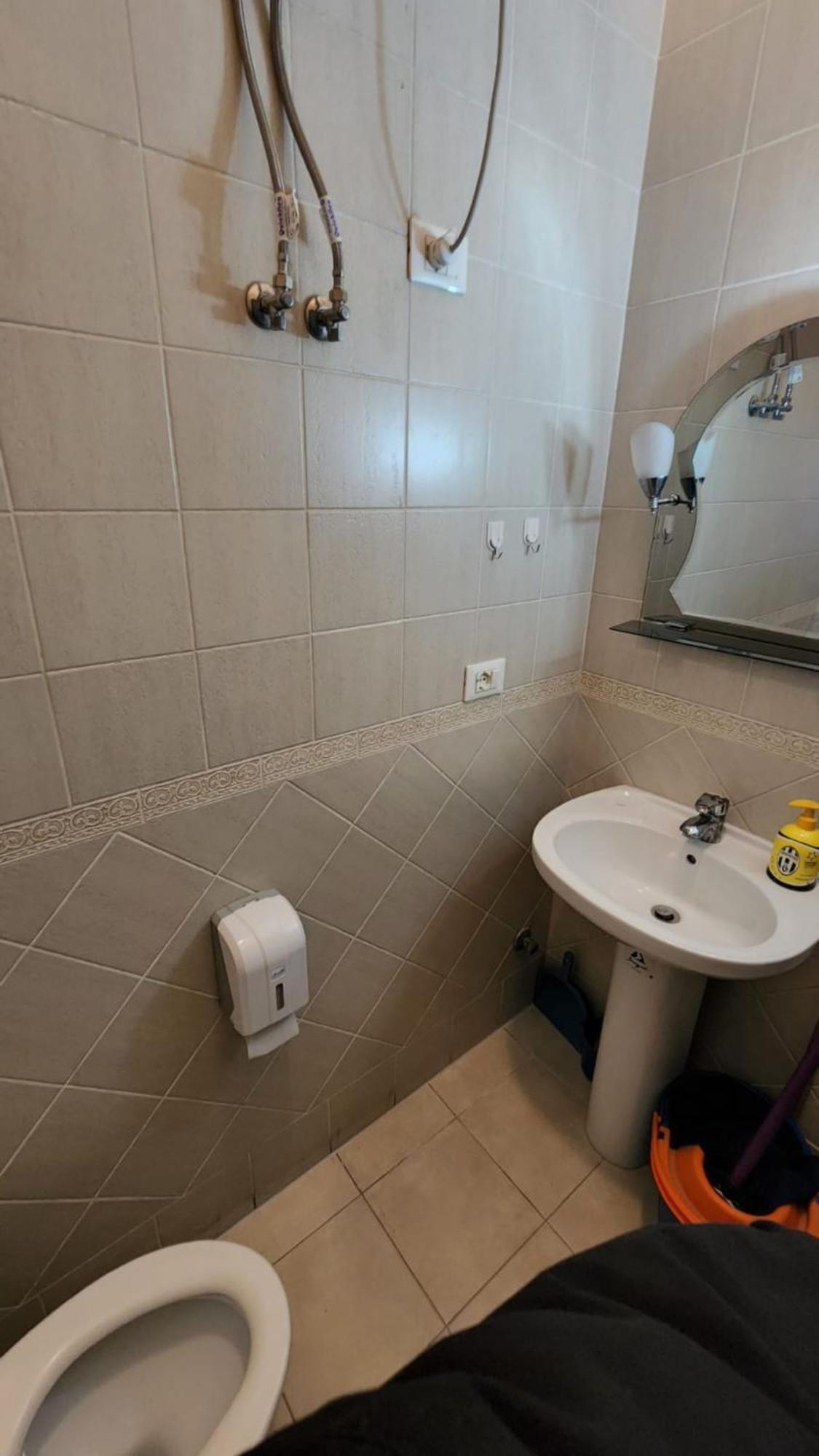 Kalpazo Home Skanderbeg Square Тирана Экстерьер фото